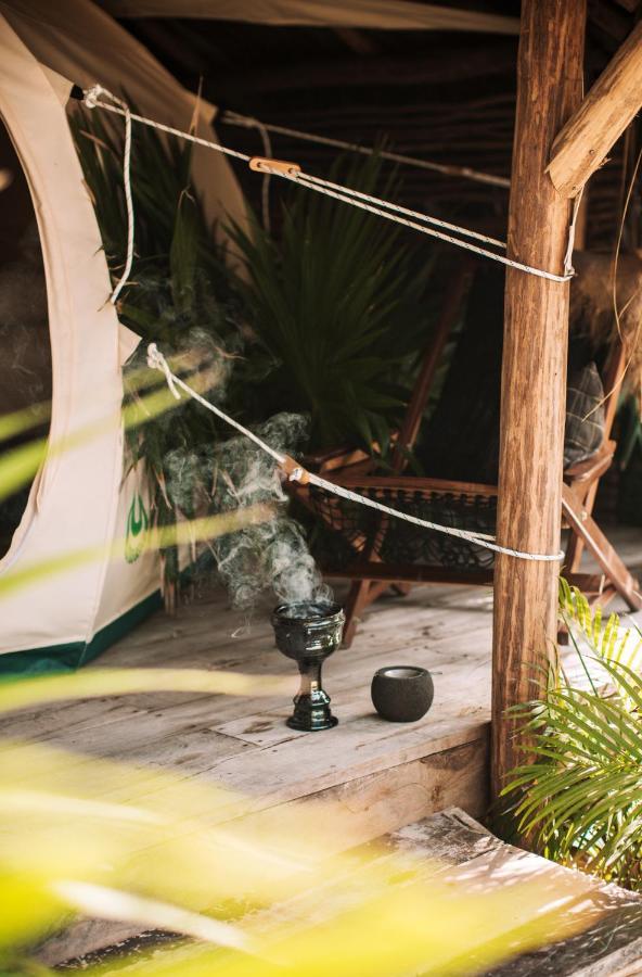 Uman Glamping & Cenote Tulum Hotel ภายนอก รูปภาพ